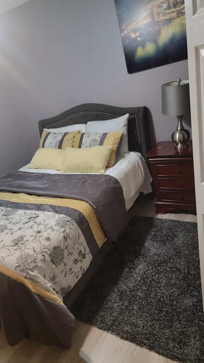 Eslyn's room