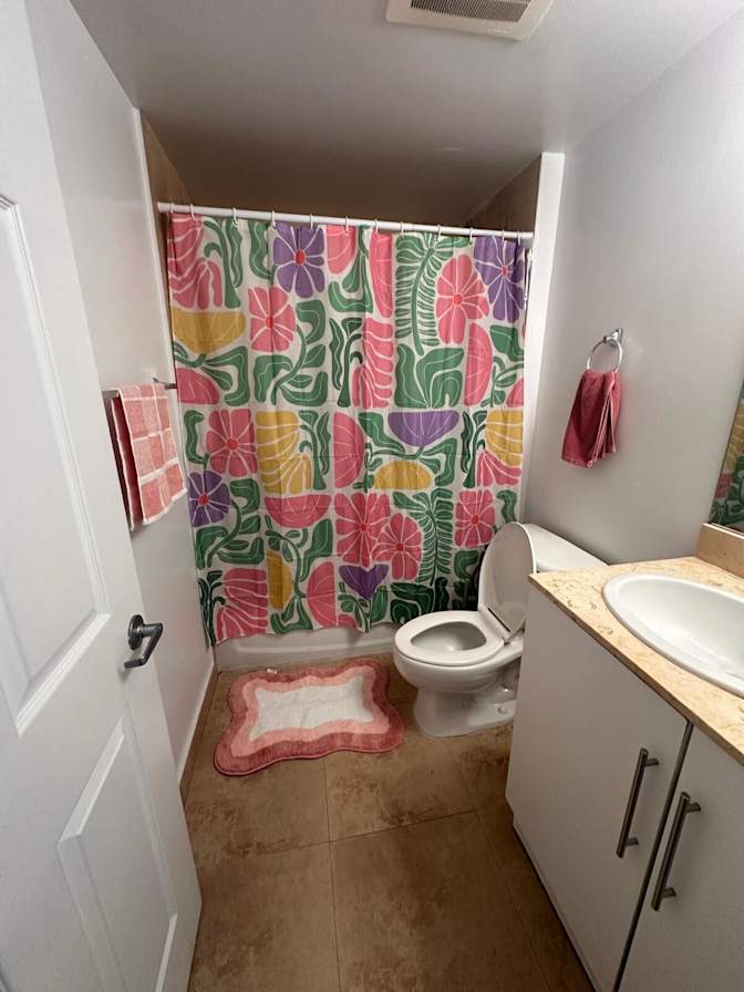 Mauro's room