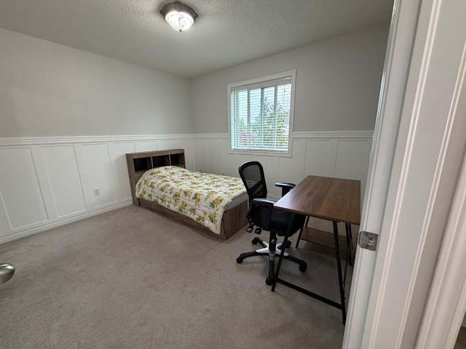 Mana Behin's room