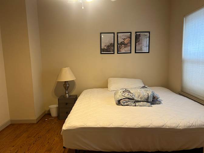 Dami's room