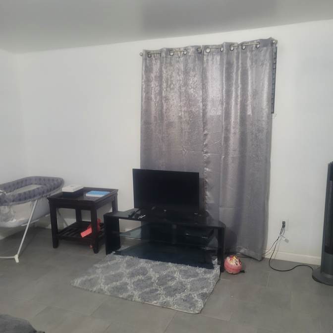 Pablo's room