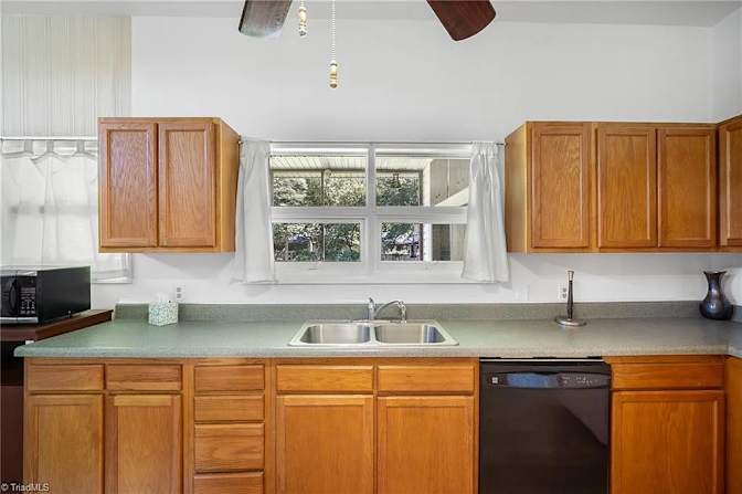 Twin City Housing Solutions LLC's room
