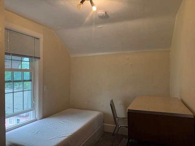 Hashen Sohtun's room