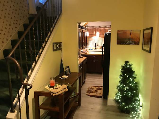 CHARLES's room