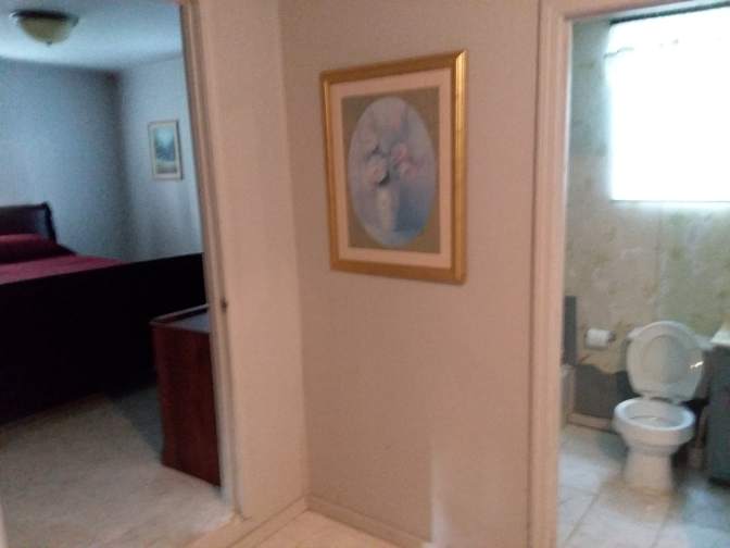 Detres's room