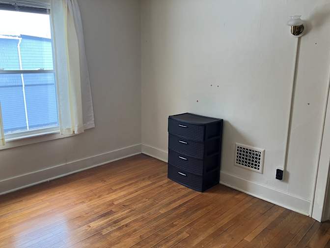 R's room