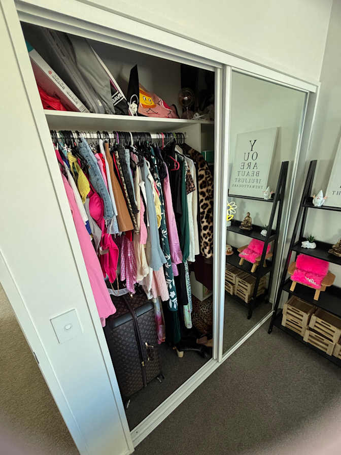 Shony Ward's room