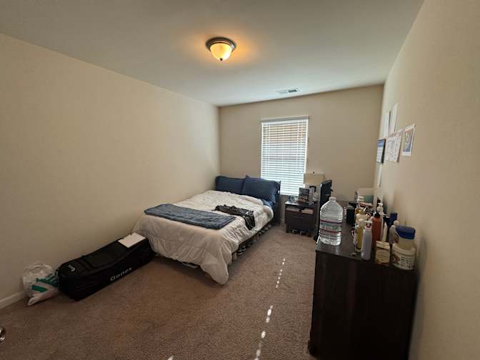 Alcove Rooms's room