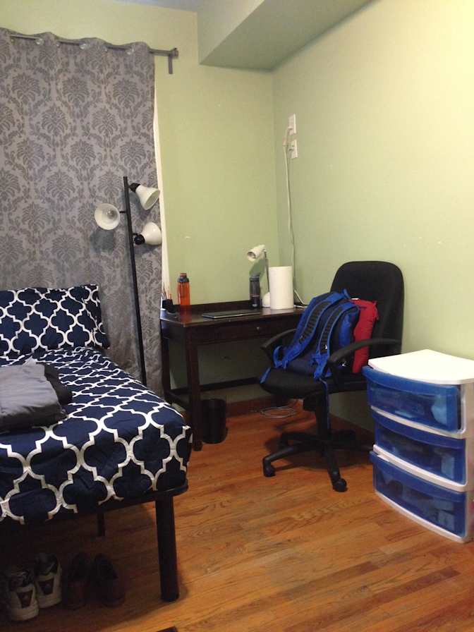 Julia Yan's room