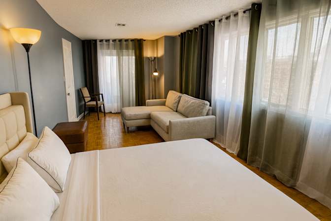 Teimuraz's room
