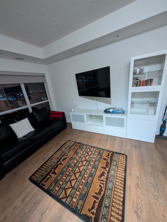 Dhruve's room