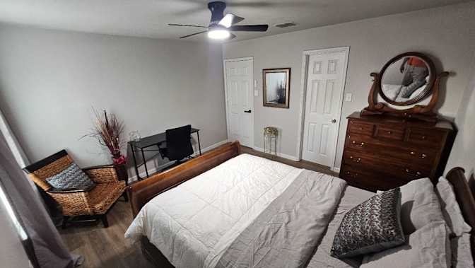 PadSplit's room