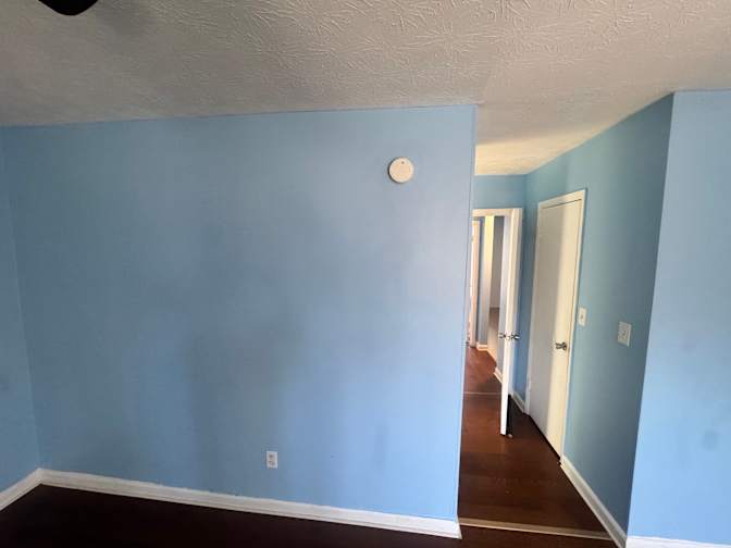 Alcove Rooms's room