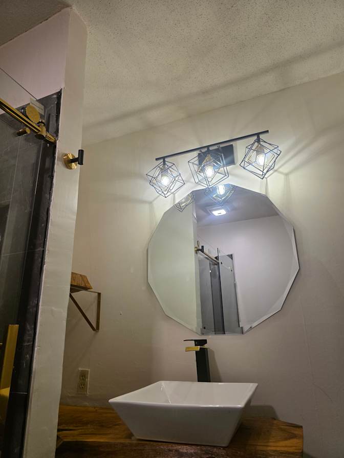 Mikolai Robeson's room