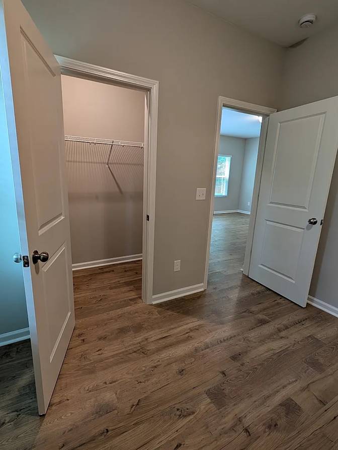 Alcove Rooms's room