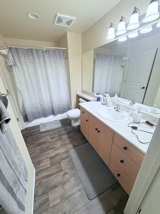 Moses Negash's room