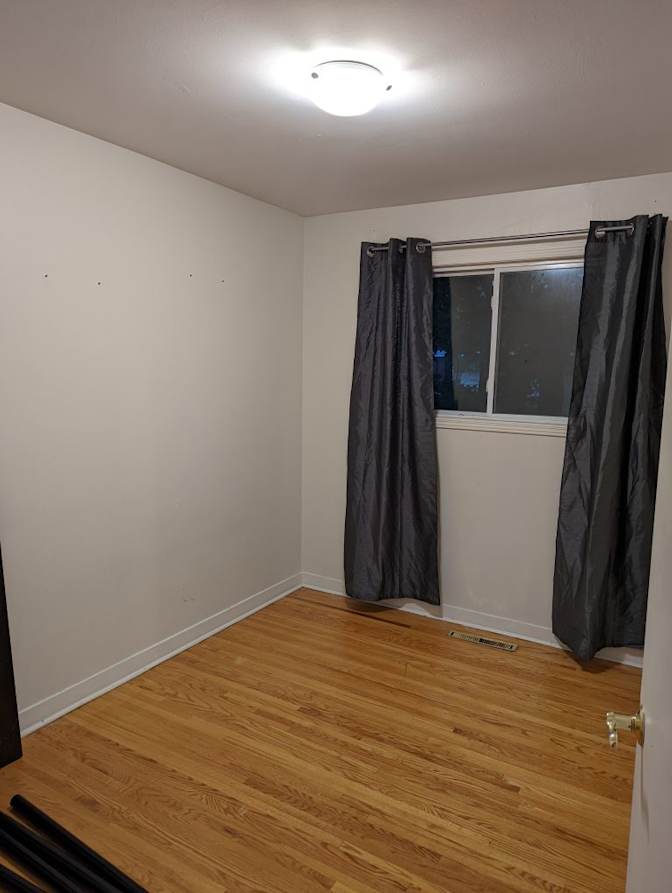 Curtis's room