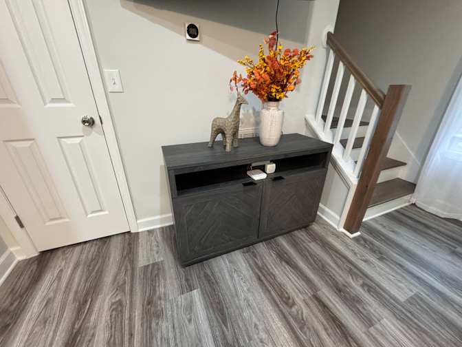 Alcove Rooms's room
