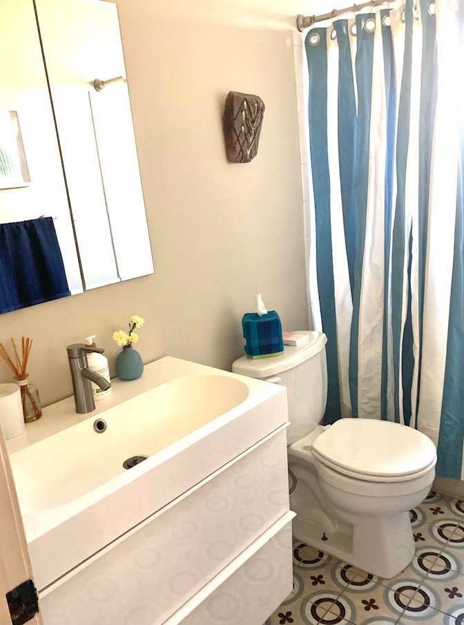 carol's room