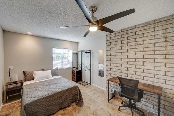 PadSplit's room
