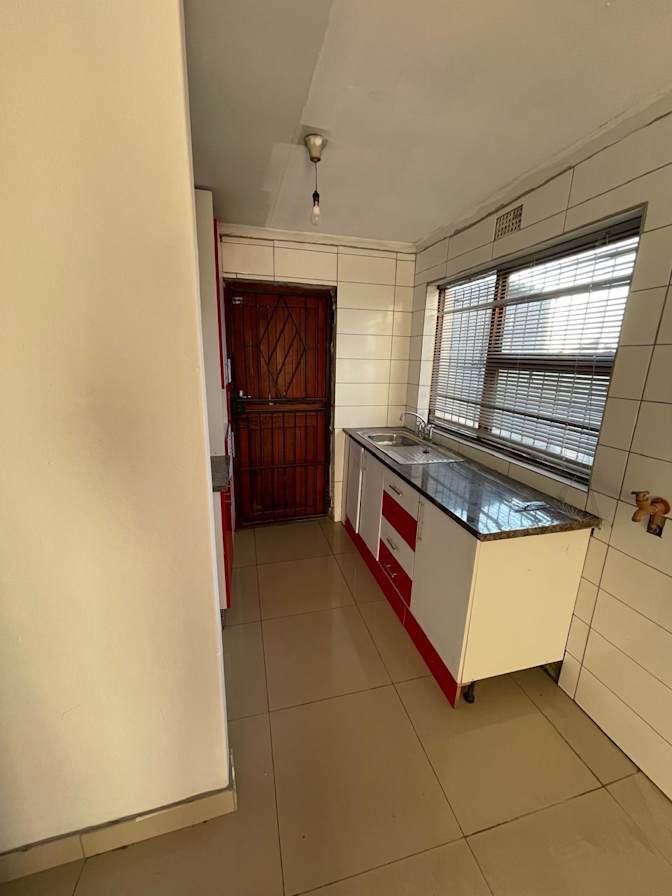 Zandisile Mkubukeli's room