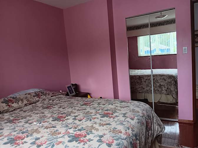 Kayna's room