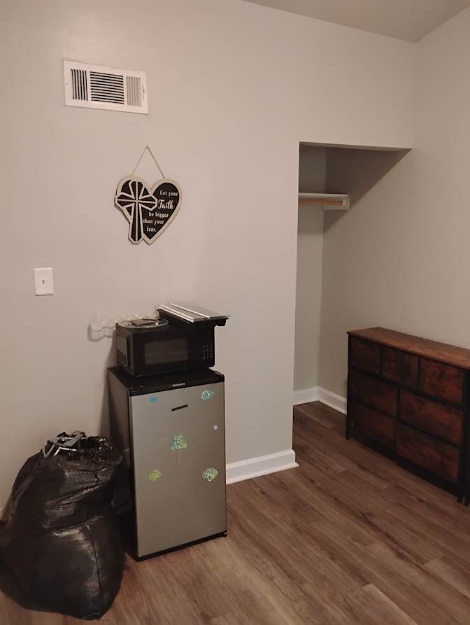 Nini Rainey's room