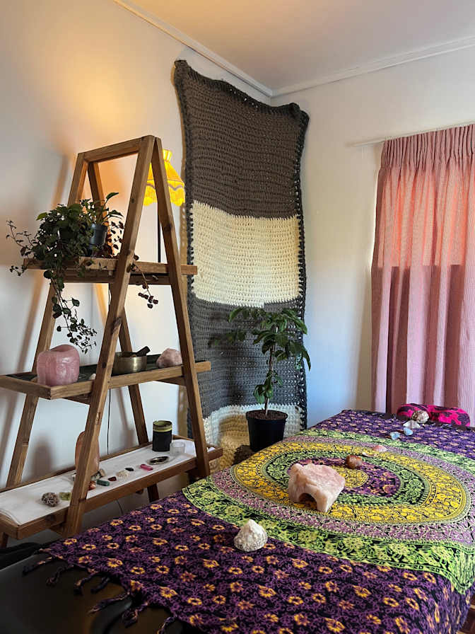 Dinah Frey's room