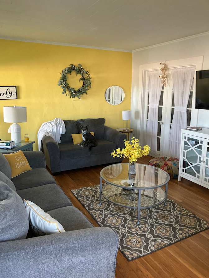 Jennifer's room