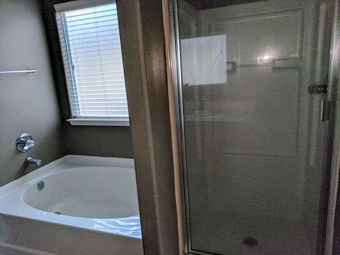 Akbar's room