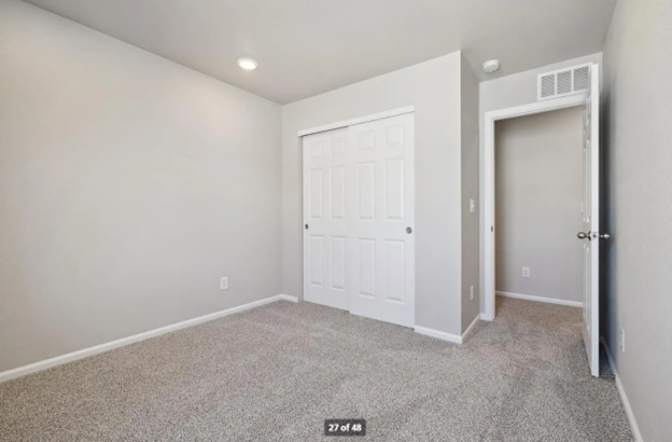 Cesar Ydrugo's room
