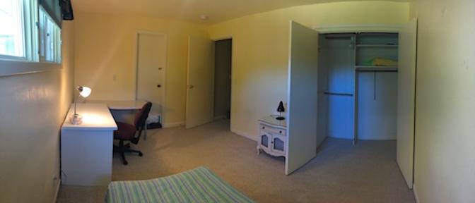 Shinta Muljani's room