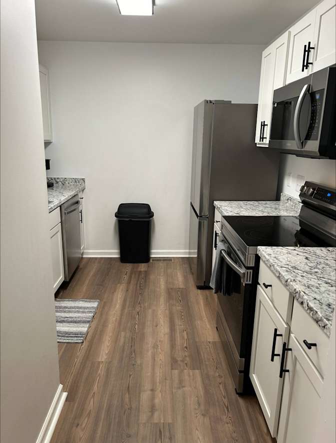 Alcove Rooms's room