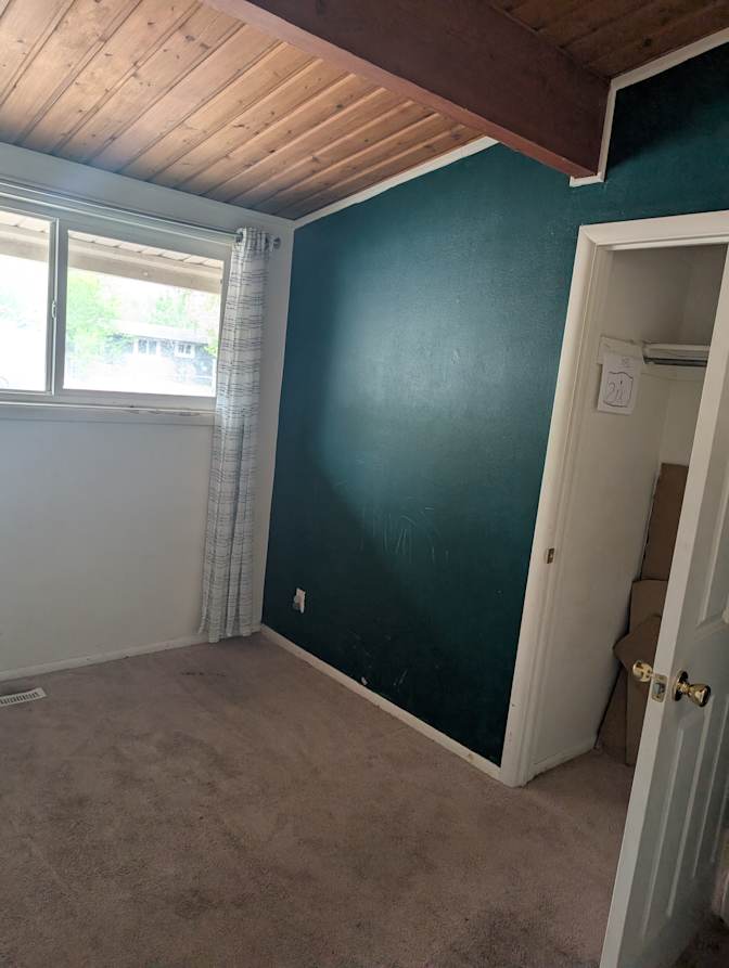 Warren Grant Fleetwood's room