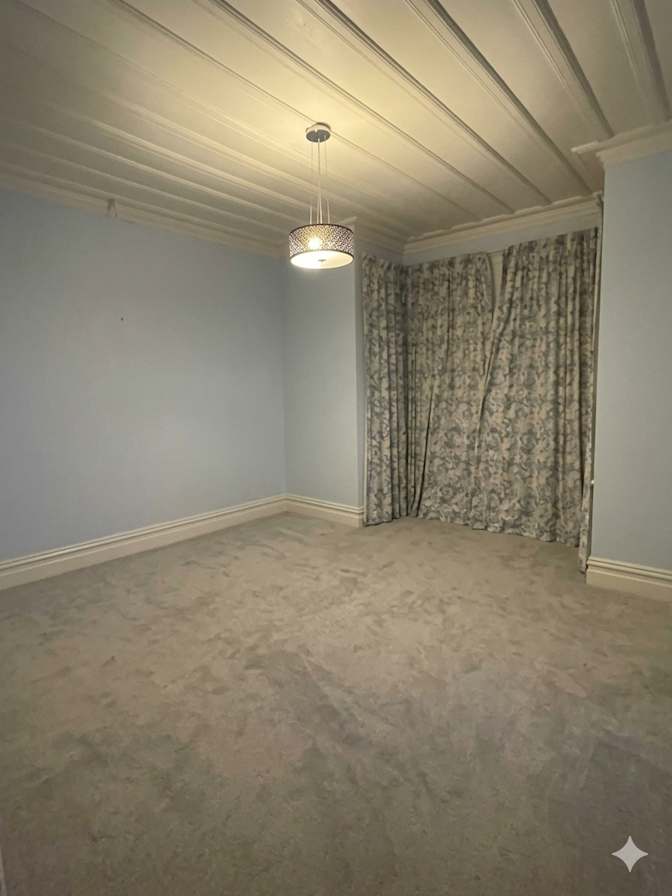 Newzy's room