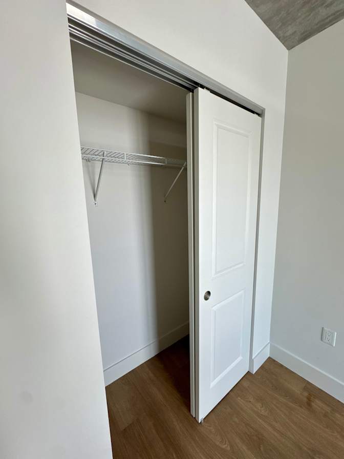 JENNIFER FU's room
