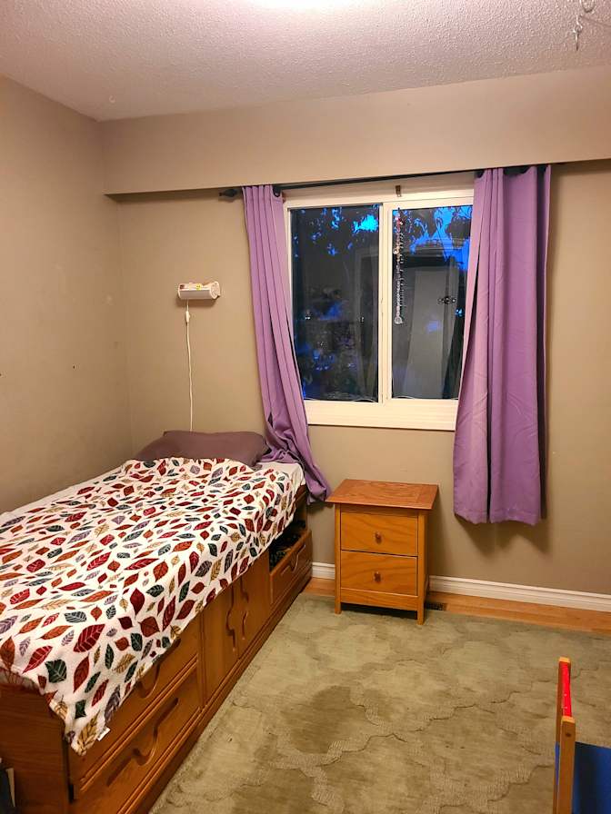 Ben's room