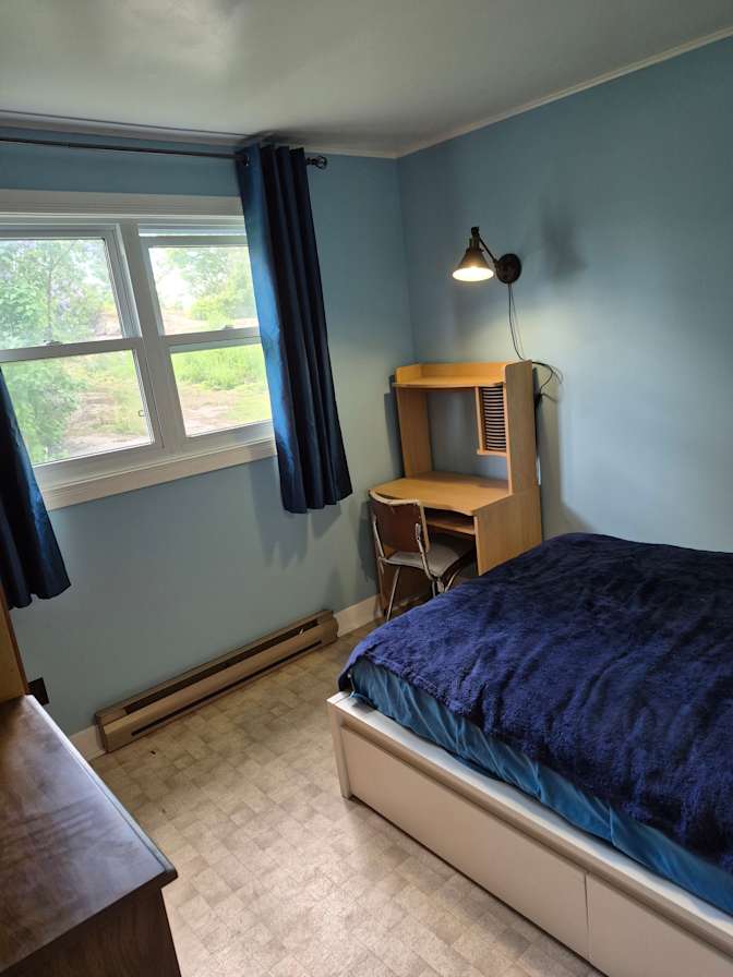 D H's room