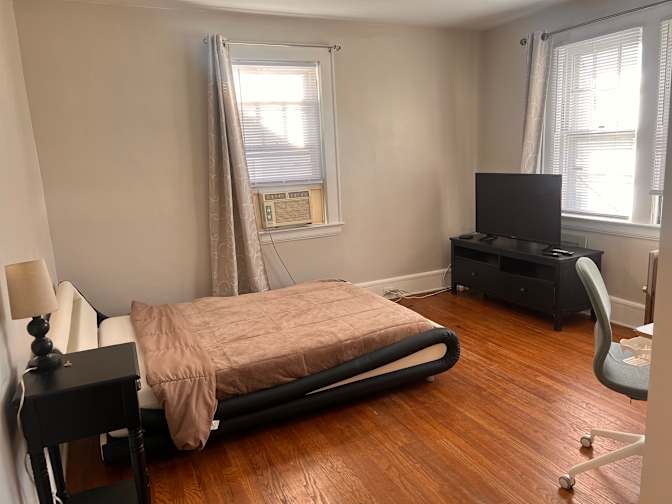 Sol's room