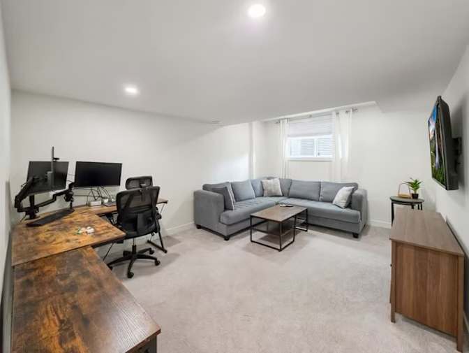 Northwest Calgary - Photo 10