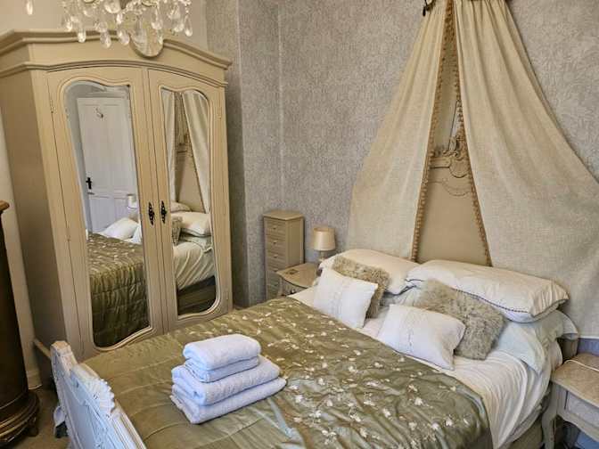 Anne's room