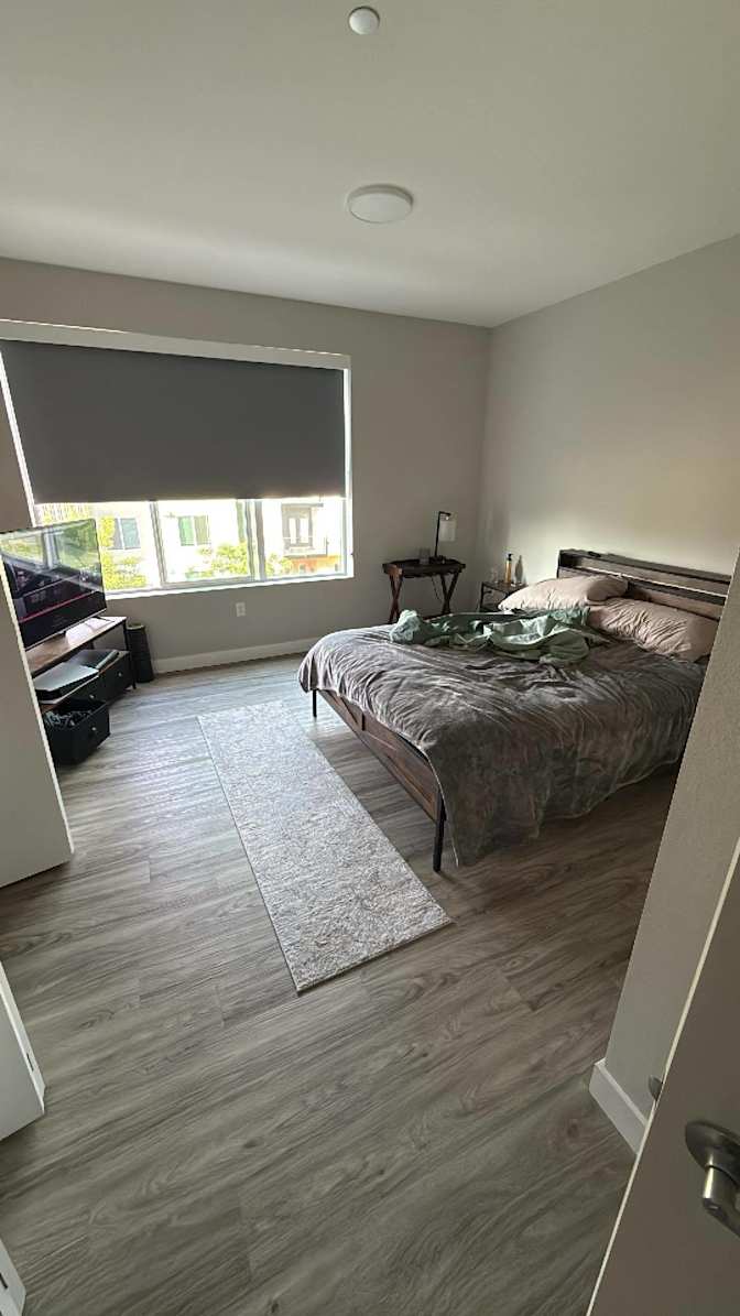 Yan's room