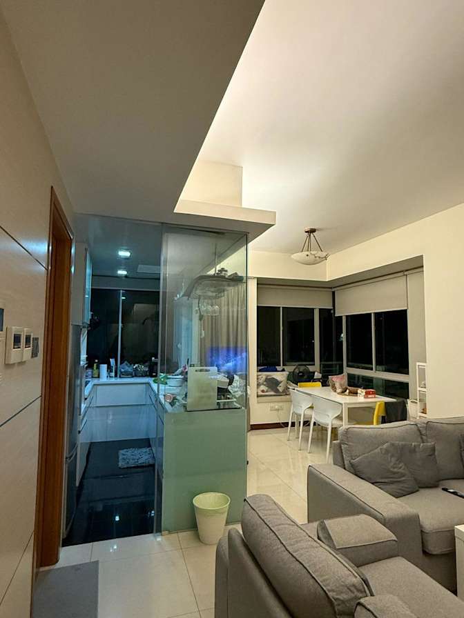 Dia's room