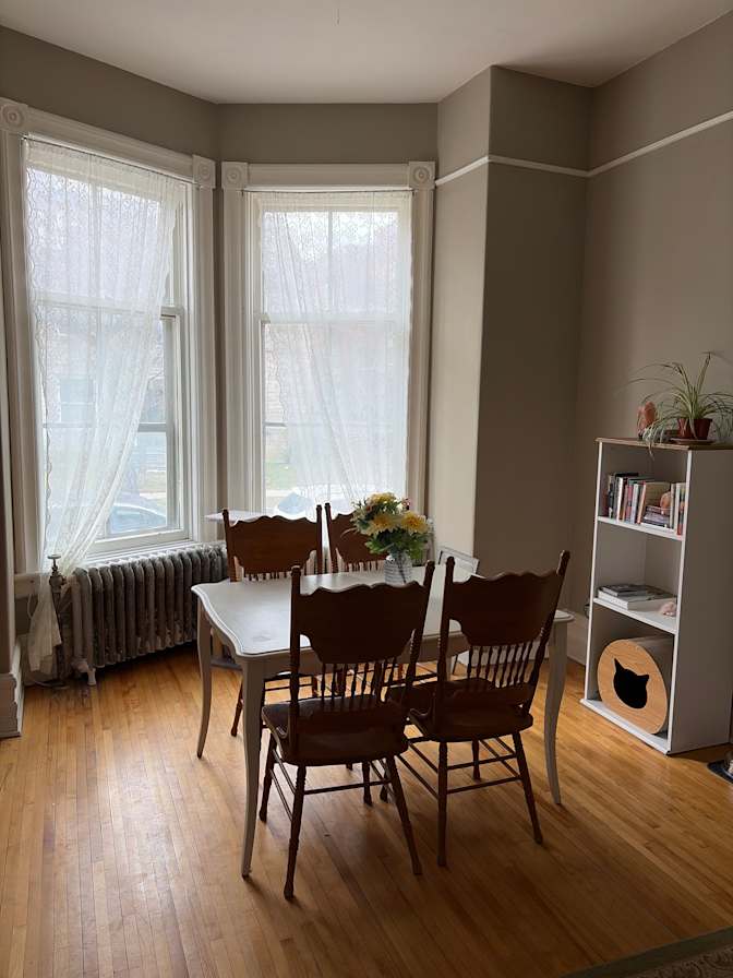 Samantha's room