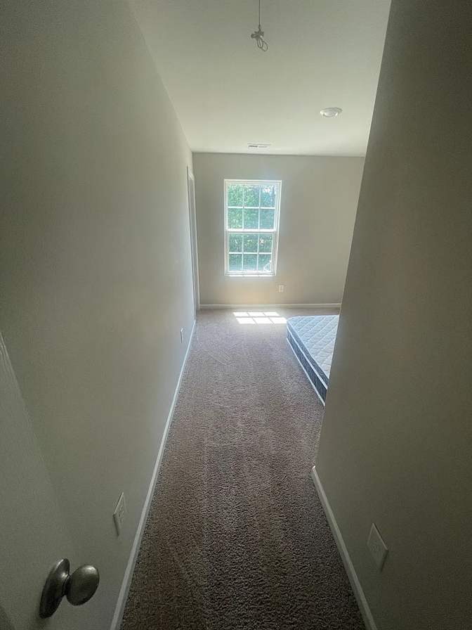 Alcove Rooms's room