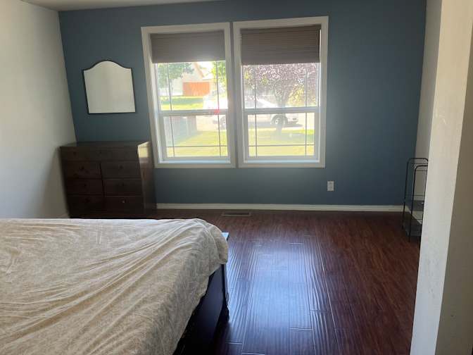 Vale's room