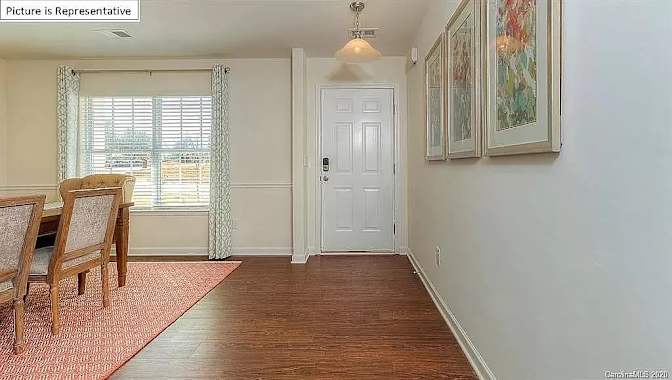 Alcove Rooms's room