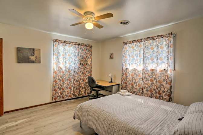 European Home - Roommate Needed's room