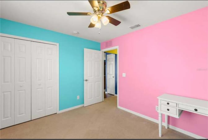 Ridechelle's room