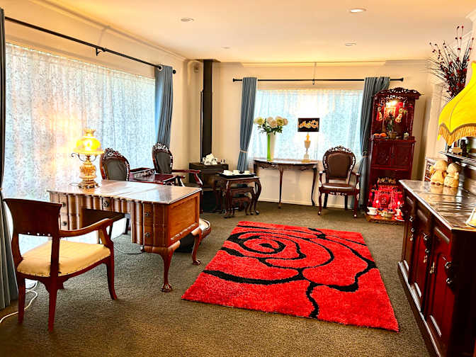 Zuo's room